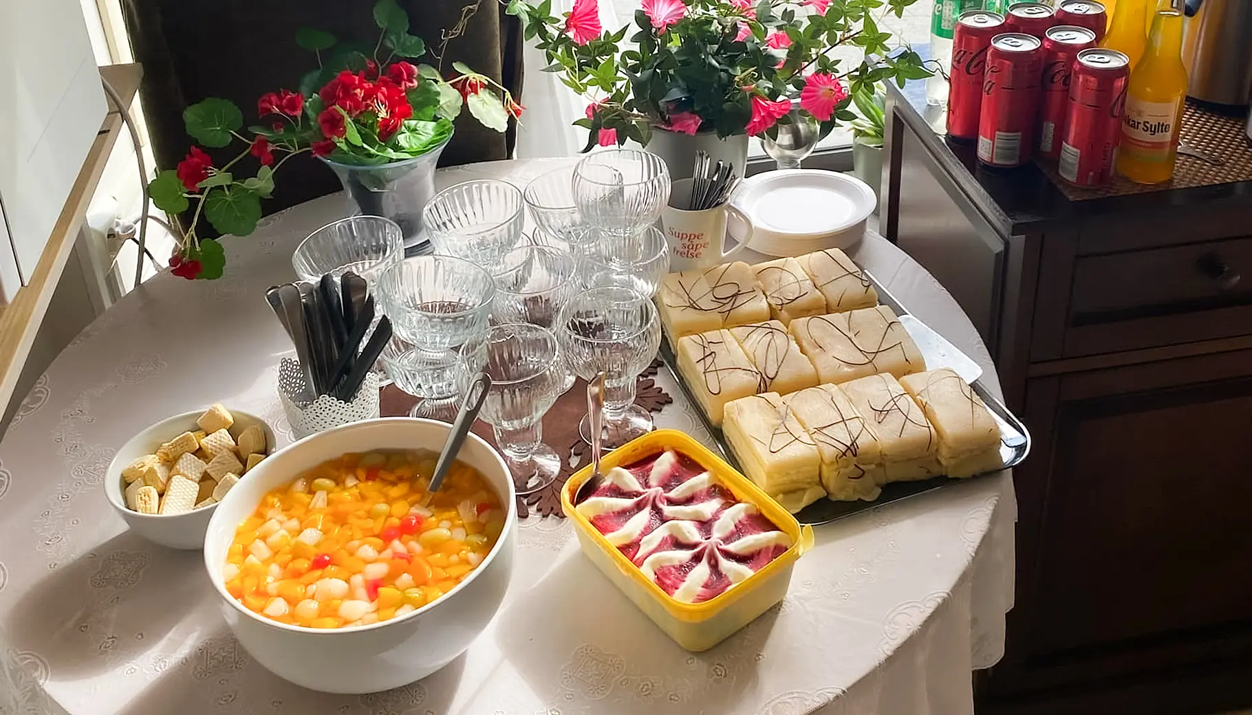 Dagens dessert på Varmestua, laget med kjærlighet.
Foto: Varmestua Molde Dagens dessert på Varmestua, laget med kjærlighet.
Foto: Varmestua Molde